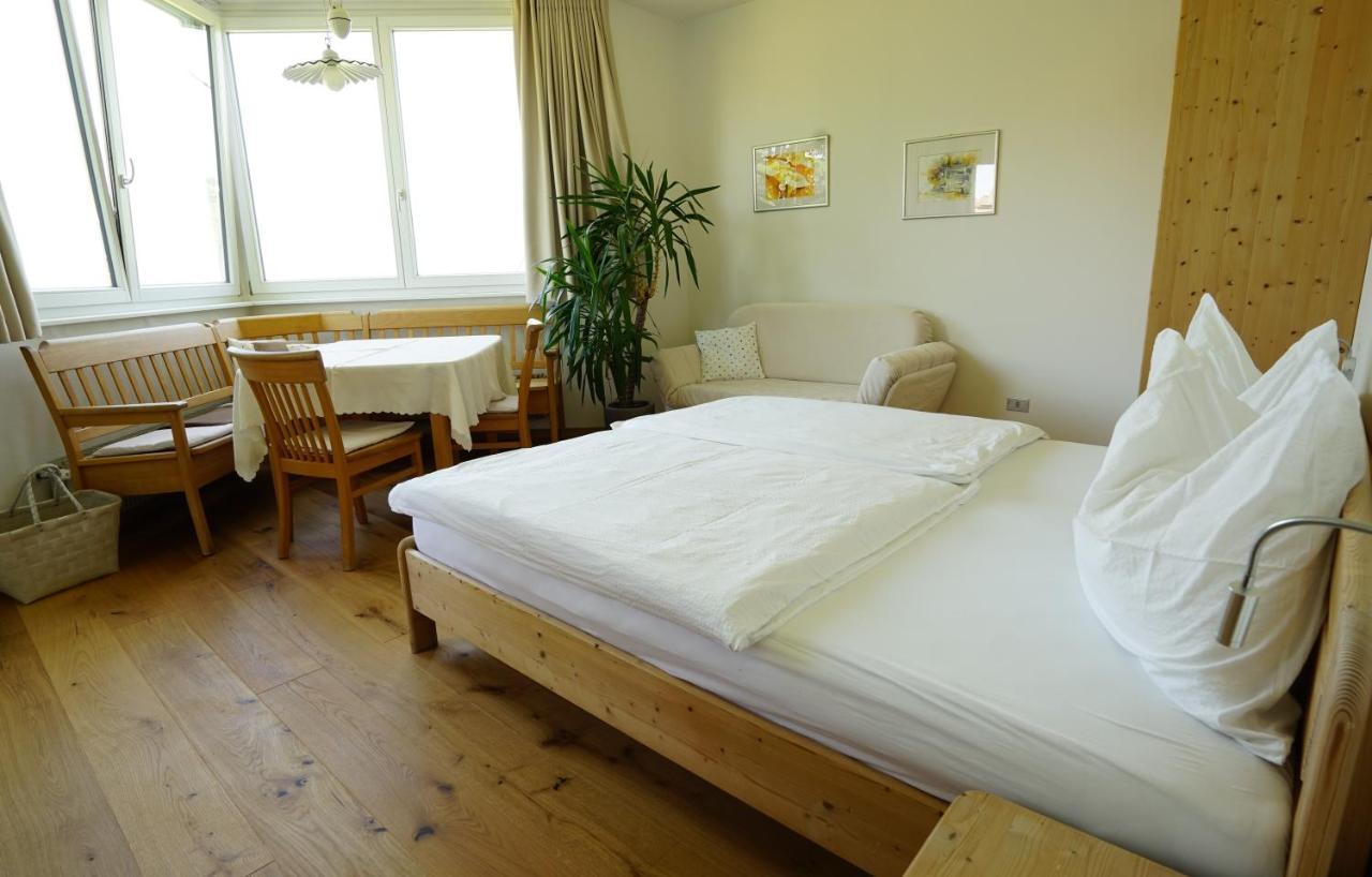 Burgunderhof Villa Montagna Eksteriør billede