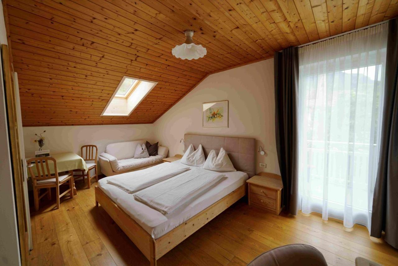 Burgunderhof Villa Montagna Eksteriør billede