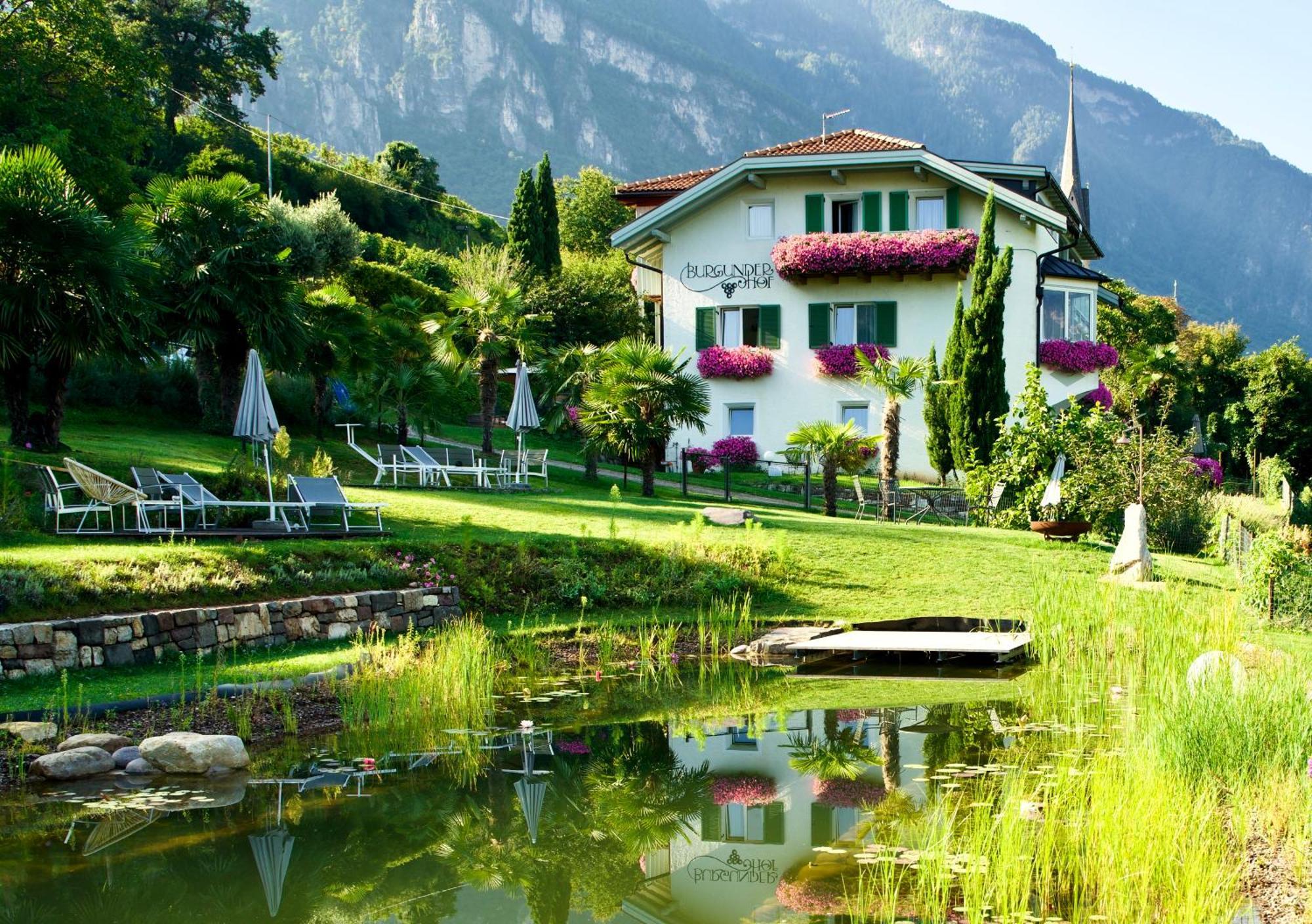 Burgunderhof Villa Montagna Eksteriør billede