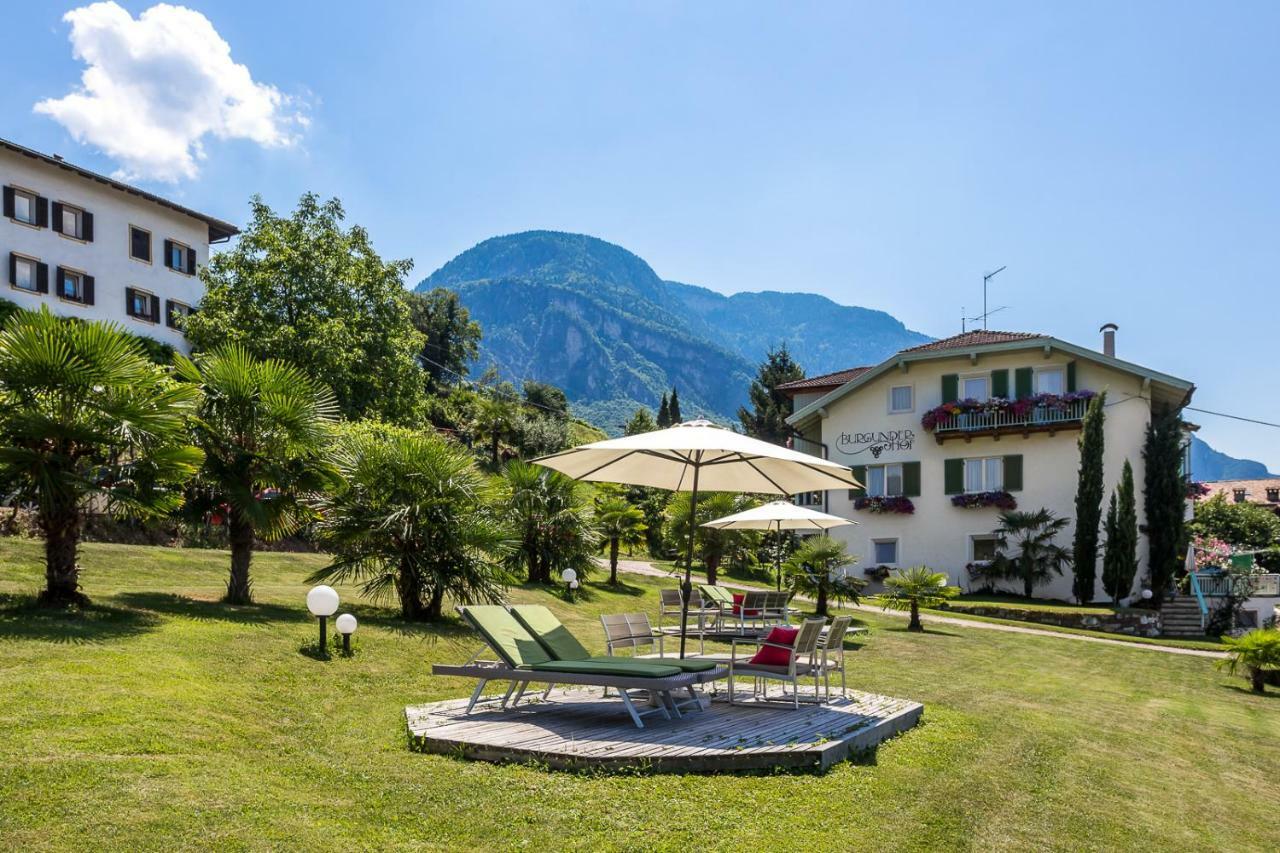 Burgunderhof Villa Montagna Eksteriør billede